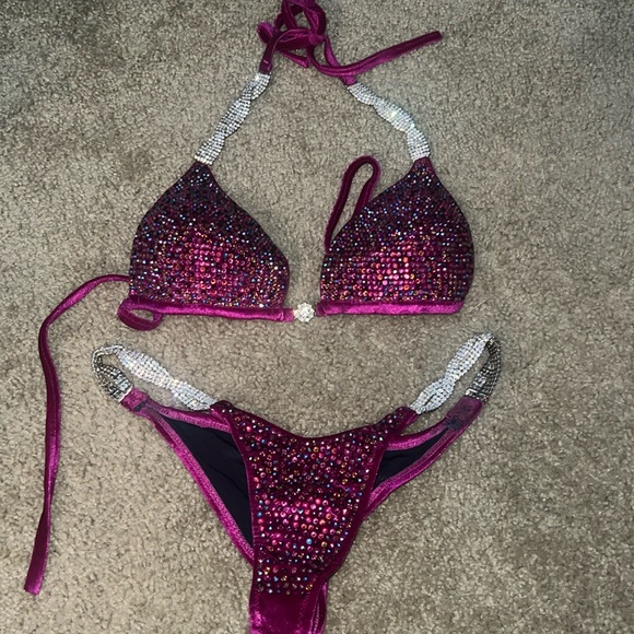 NPC bikini - Picture 2 of 4